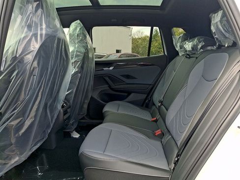 New 2026 Volkswagen Tiguan SE R-Line AWD/4WD image 6