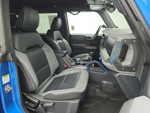 Used 2022 Ford Bronco Black Diamond AWD/4WD image 43