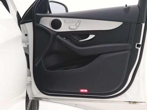 Certified 2022 Mercedes-Benz GLC 300 image 24