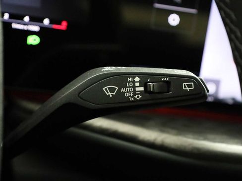 New 2025 Audi Q5 Premium Plus image 28