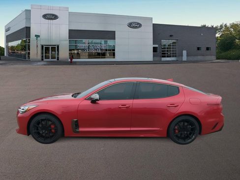 Used 2018 Kia Stinger GT2 image 7