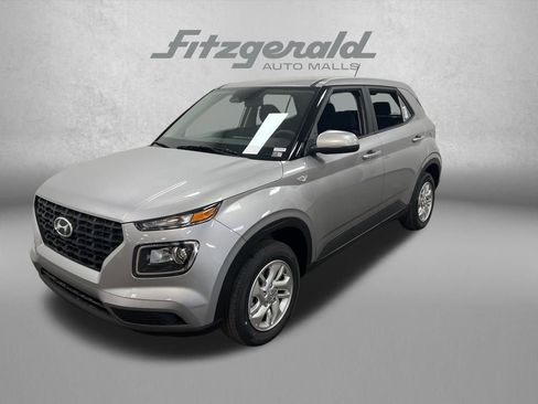 New 2026 Hyundai Venue SE FWD image 1