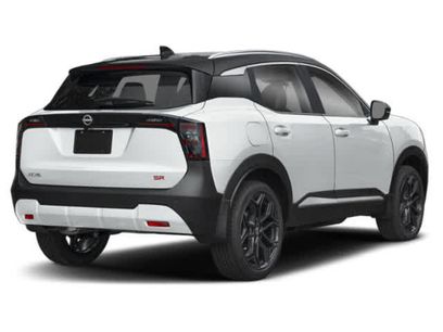 New 2026 Nissan Kicks SR w/ Cold Weather Package