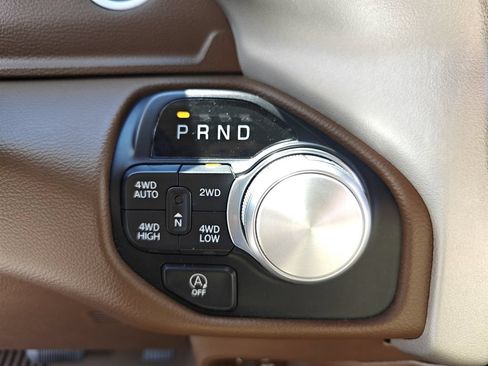 Used 2021 RAM 1500 Laramie AWD/4WD image 32