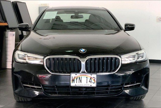 Used 2023 BMW 540i w/ Executive Package RWD image 3