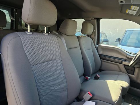 Used 2017 Ford F150 XLT w/ Equipment Group 302A Luxury AWD/4WD image 9