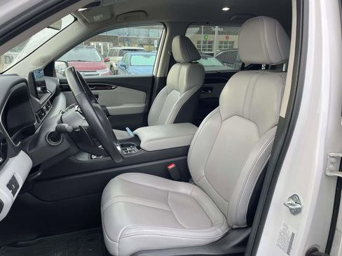 Used 2023 Honda Pilot EX-L image 8