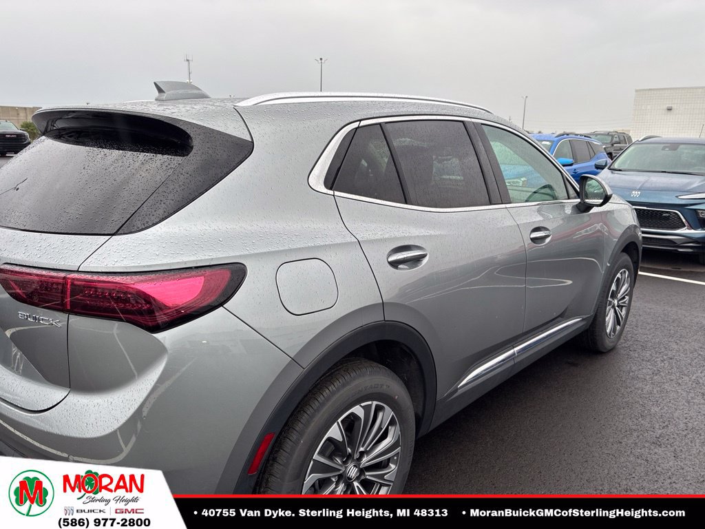 Used 2024 Buick Envision Preferred AWD/4WD image 4