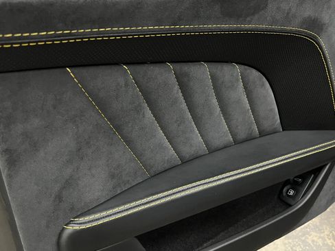 Used 2021 Lotus Evora image 32