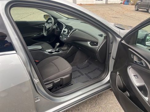 Used 2023 Chevrolet Malibu LT image 12