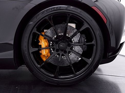 Used 2026 McLaren Artura RWD image 43
