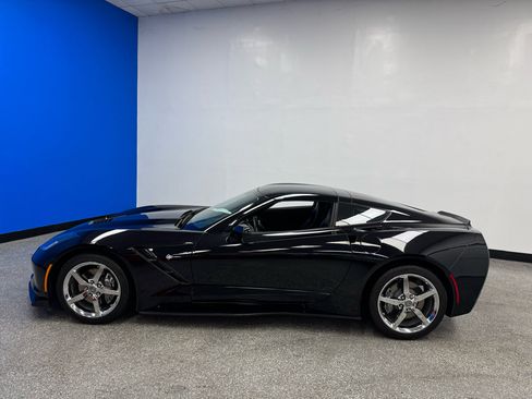 Used 2015 Chevrolet Corvette Stingray Coupe w/ 2LT Preferred Equipment Group image 6
