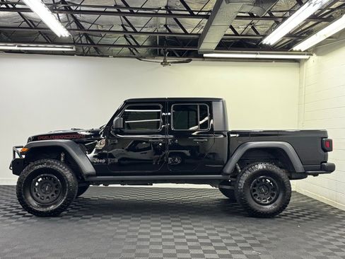 Used 2021 Jeep Gladiator Rubicon AWD/4WD image 3