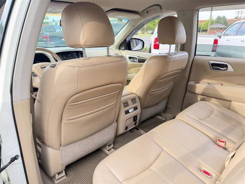 Used 2013 Nissan Pathfinder Platinum image 21
