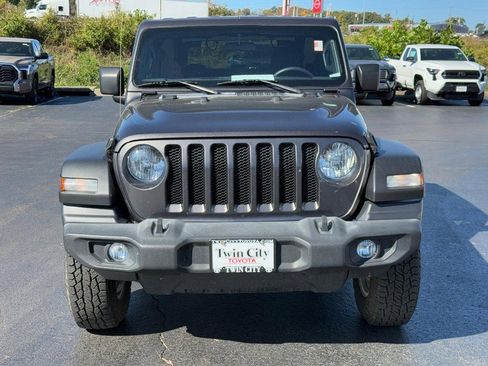 Used 2020 Jeep Wrangler Sport image 8