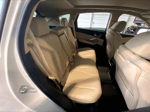 Used 2024 Acura RDX SH-AWD w/ Technology Package image 27