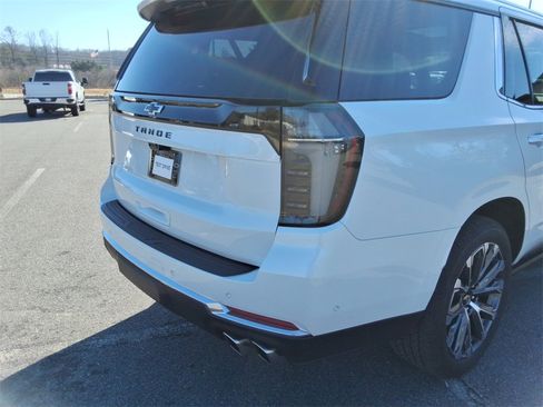 Certified 2025 Chevrolet Tahoe High Country image 16