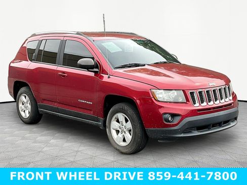 Used 2014 Jeep Compass Sport w/ Power Value Group FWD image 3