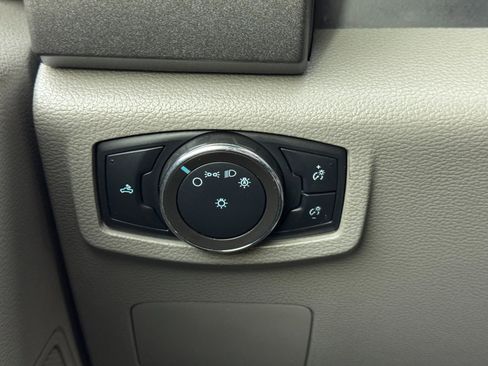 Used 2022 Ford F250 XL w/ STX Appearance Package image 16