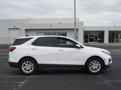 Certified 2024 Chevrolet Equinox LT FWD image 20