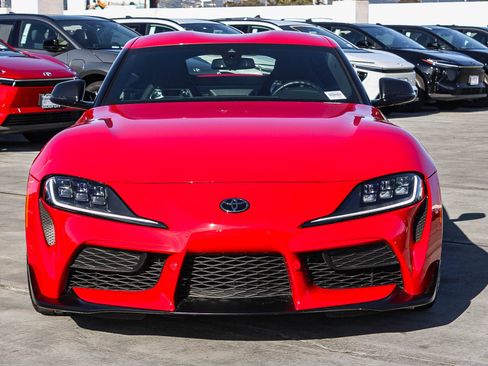 Used 2024 Toyota Supra 3.0 image 2
