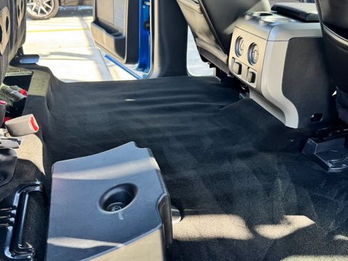 Used 2014 Ford F150 Raptor w/ Equipment Group 801A Luxury AWD/4WD image 30