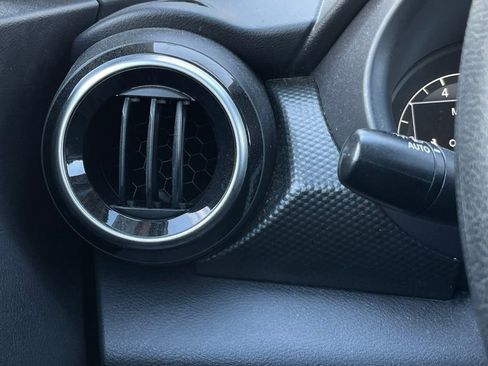 Used 2023 Nissan Kicks SV image 14