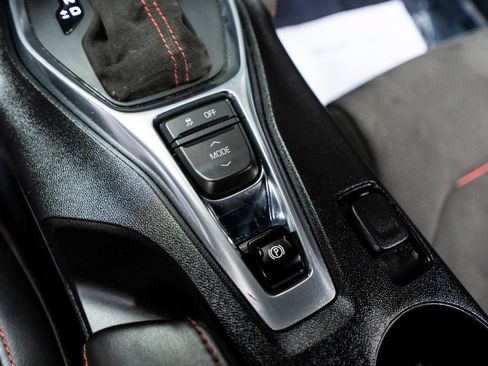 Used 2018 Chevrolet Camaro ZL1 RWD image 33