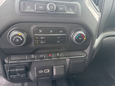 Used 2021 Chevrolet Silverado 1500 Custom Trail Boss image 33