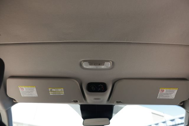Used 2018 Ford Transit 350 XL RWD image 32