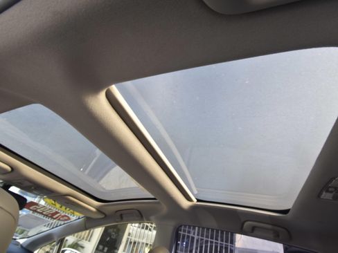Used 2012 Toyota Prius V Five FWD image 18