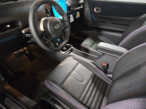New 2026 MINI Cooper 2-Door Hardtop FWD image 9