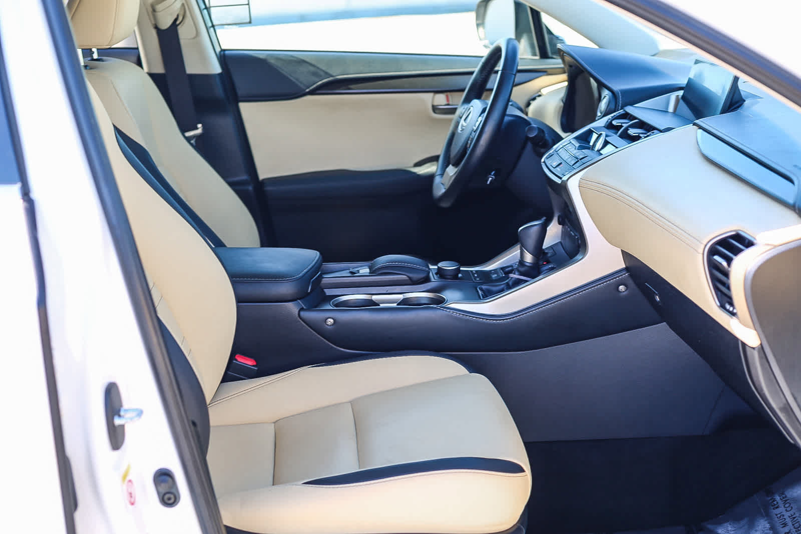 Used 2017 Lexus NX 200t AWD image 16