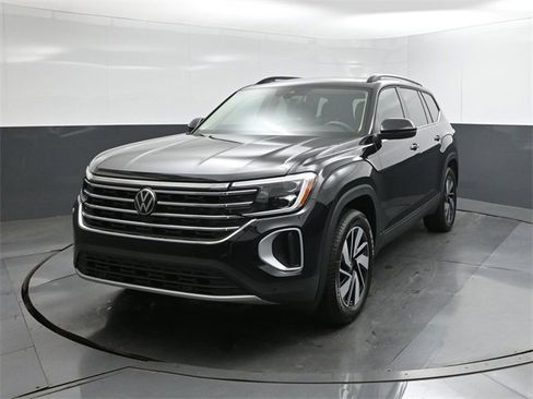 New 2026 Volkswagen Atlas SE image 30