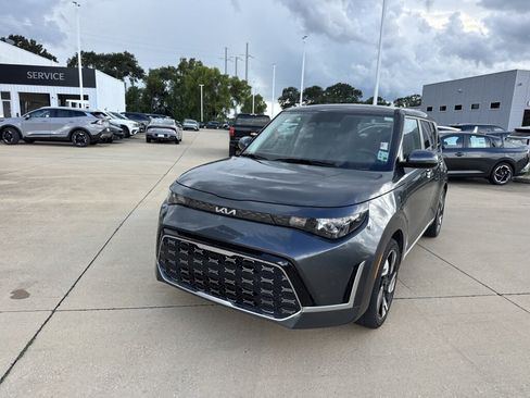 Certified 2023 Kia Soul GT-Line FWD image 4