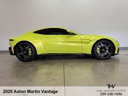 Used 2020 Aston Martin V8 Vantage Coupe image 12