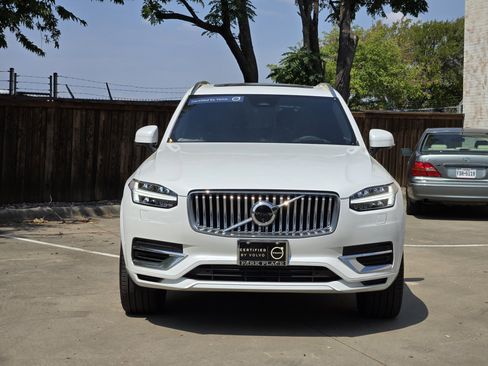 Used 2025 Volvo XC90 T8 Ultra w/ Lounge Package image 6