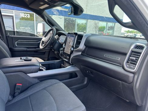 Used 2022 RAM 2500 Big Horn w/ Level C Equiment Group image 10