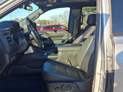 Used 2023 Chevrolet Tahoe Z71 w/ Z71 Off-Road Package image 14