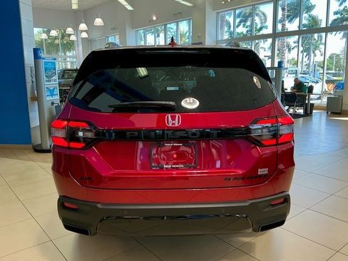 New 2026 Honda Pilot Black Edition image 5