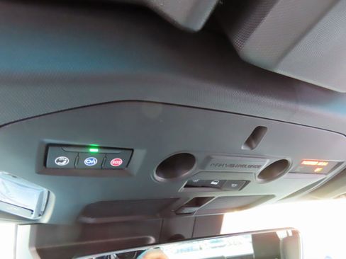 Used 2025 GMC Hummer EV 3X image 44