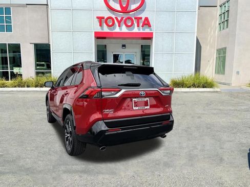 Used 2023 Toyota RAV4 XSE w/ Weather Package AWD/4WD image 5