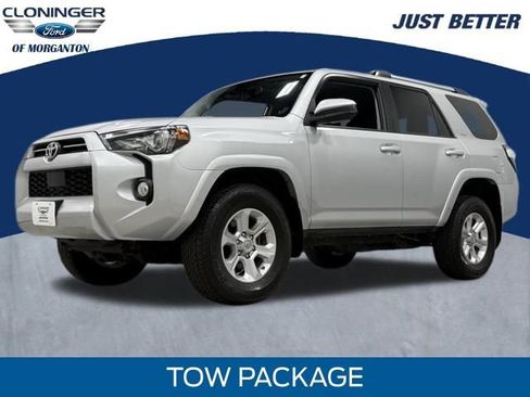 Used 2020 Toyota 4Runner SR5 image 4