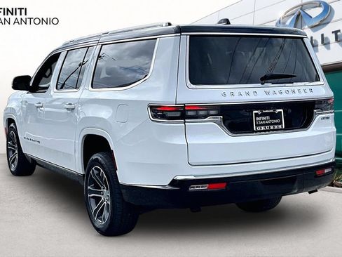 Used 2024 Jeep Grand Wagoneer L 4WD image 16