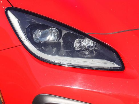 Used 2023 Toyota GR86 Premium image 5