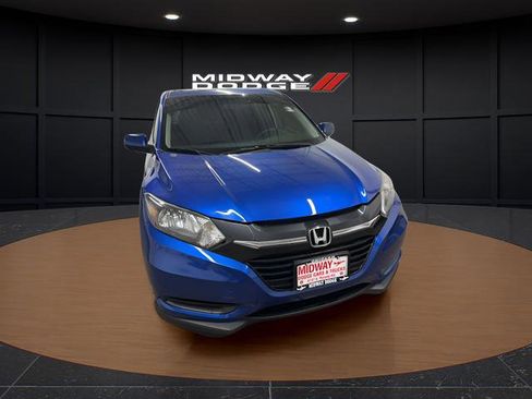 Used 2018 Honda HR-V LX image 5