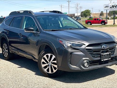 Used 2023 Subaru Outback Premium AWD/4WD image 35