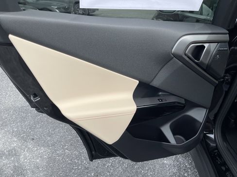 New 2026 BMW X3 xDrive30 w/ Premium Package image 14