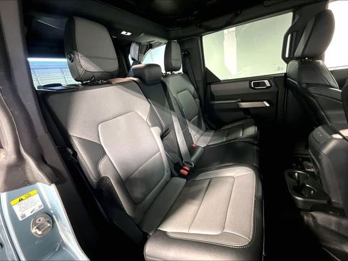 Used 2023 Ford Bronco Everglades image 35