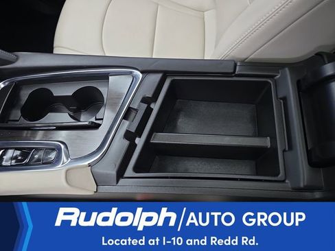 Used 2024 Buick Enclave Essence w/ Experience Buick Package FWD image 25